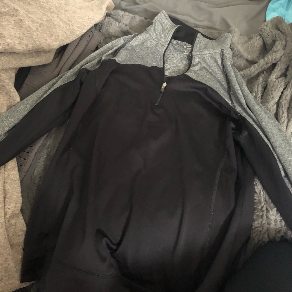 Super cute quarter zip